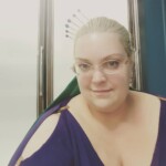 Courtesan Fortune St Keyne after the Courtesan Walk at Pennsic on August 10, 2016 Closeup of a woman in ancient Roman clothing